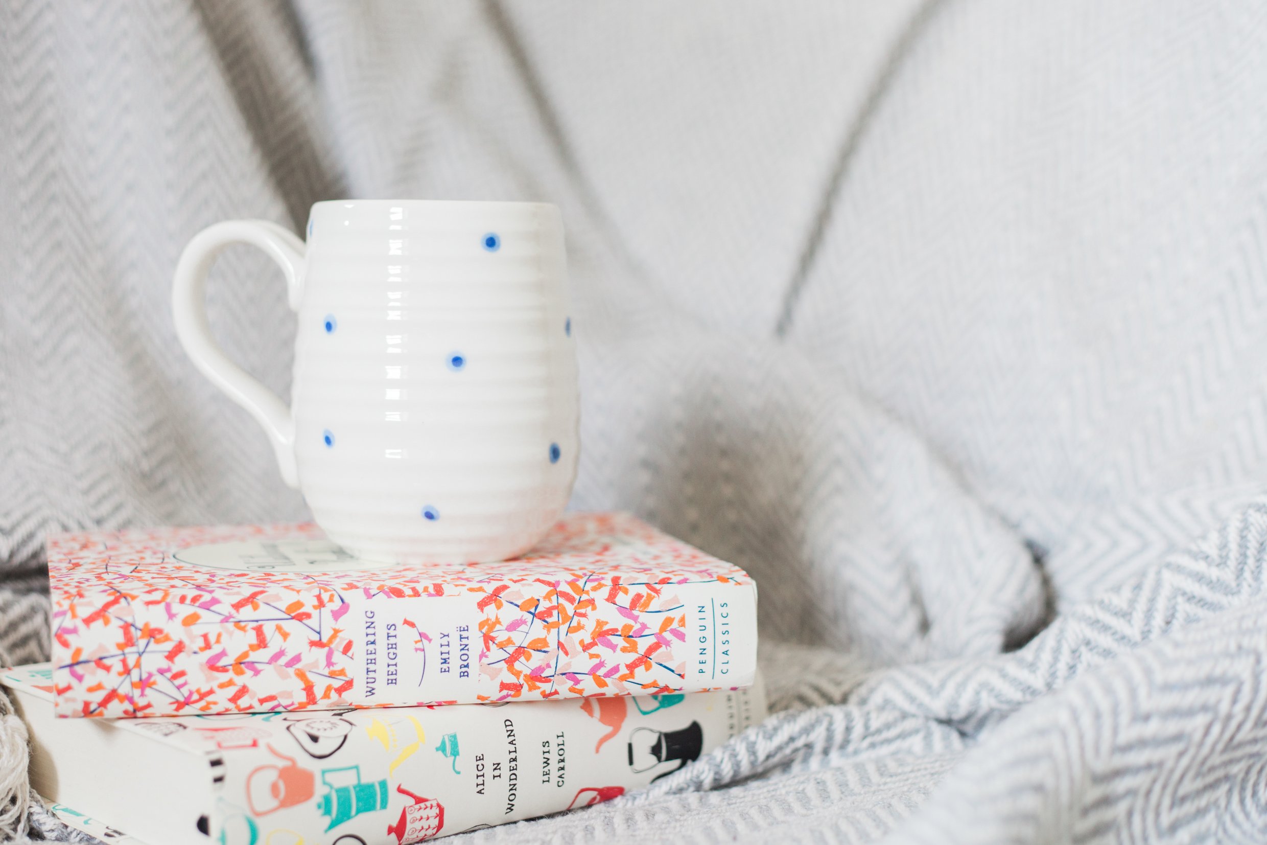 The weekend edit, cosy image of tea and books, London brand photographer AKP Branding Stories, styled stock photography